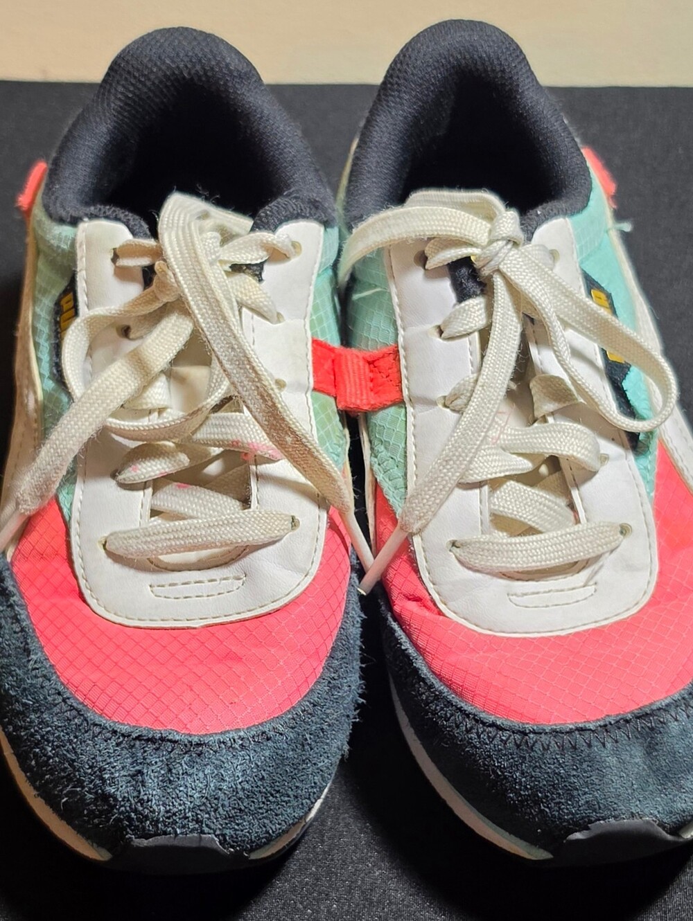 PUMA Retro Runner Sneakers in Coral, Teal & Black - Picture 2 of 12